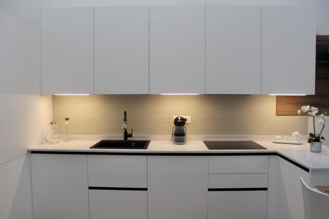 Home Viale Trento 16 กาญารี ภายนอก รูปภาพ