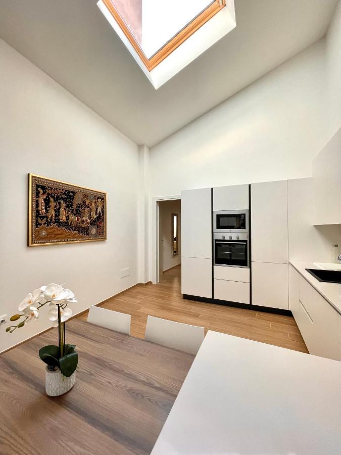 Home Viale Trento 16 กาญารี ภายนอก รูปภาพ